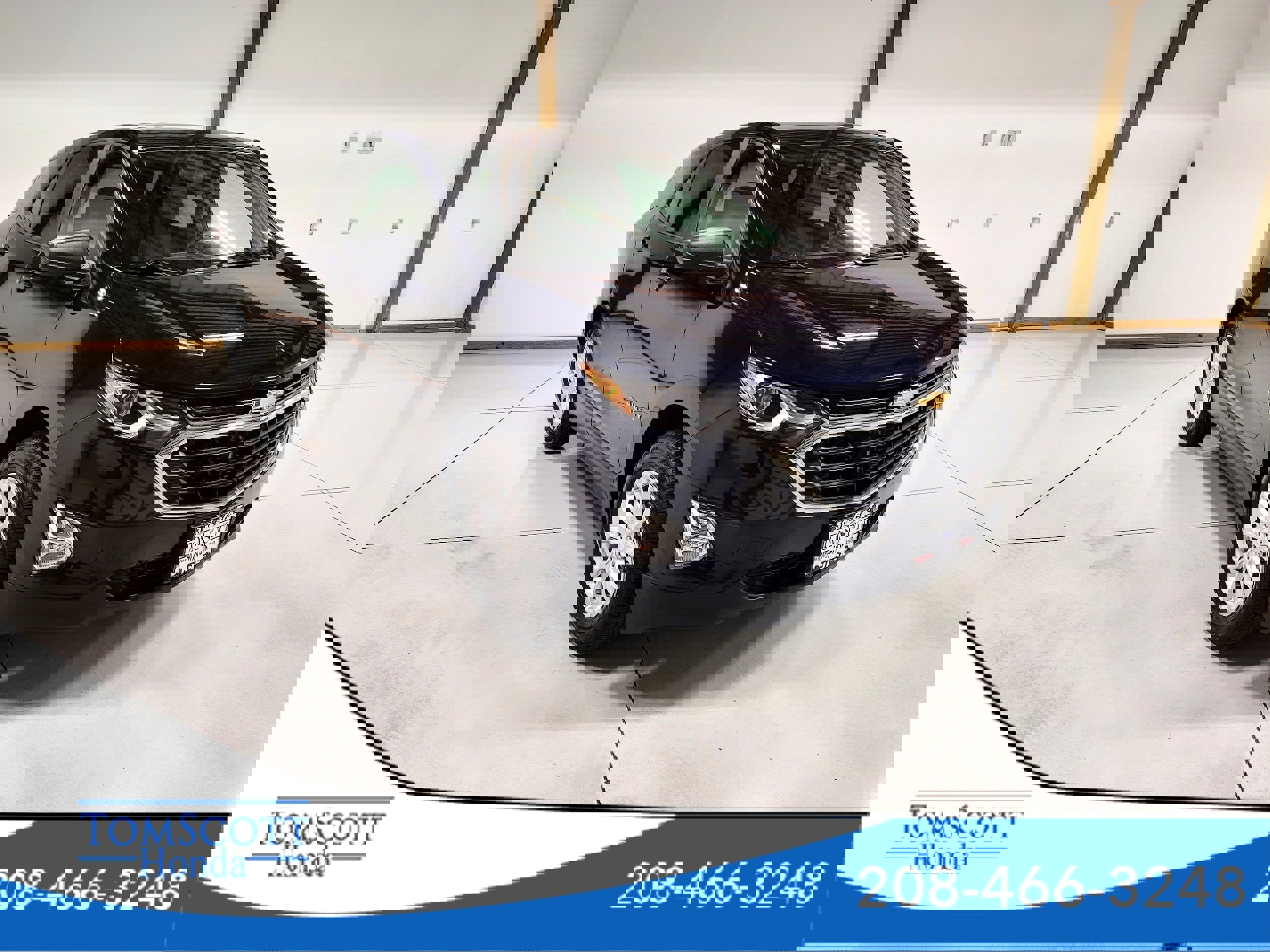 Used 2020 Chevrolet Equinox LS w/ LS Convenience Package image 1