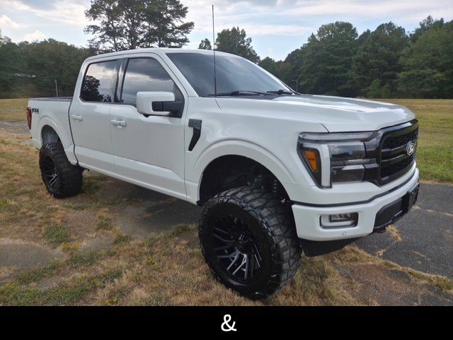 Used 2024 Ford F150 Lariat w/ Equipment Group 502A High AWD/4WD image 3