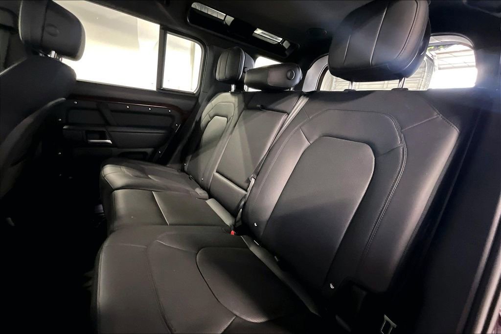 Used 2025 Land Rover Defender 110 Sedona Red Edition AWD/4WD image 32