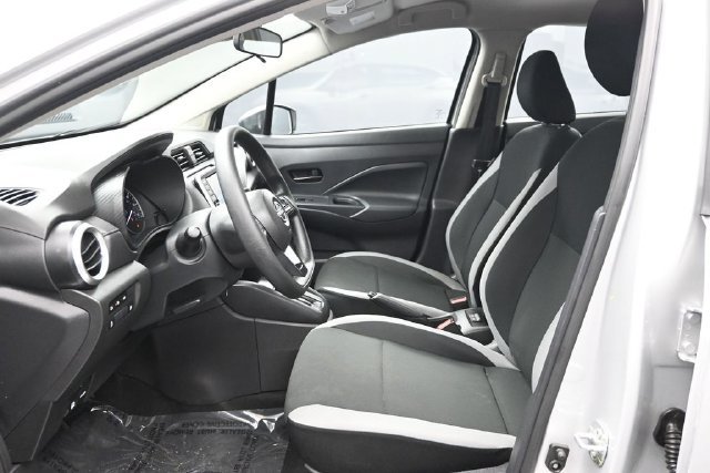 Used 2025 Nissan Versa S w/ Trunk Package FWD image 7