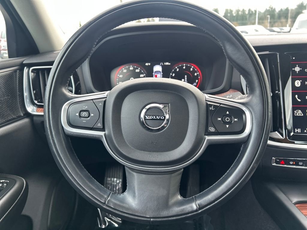 Used 2022 Volvo S60 B5 Momentum w/ Advanced Package image 21