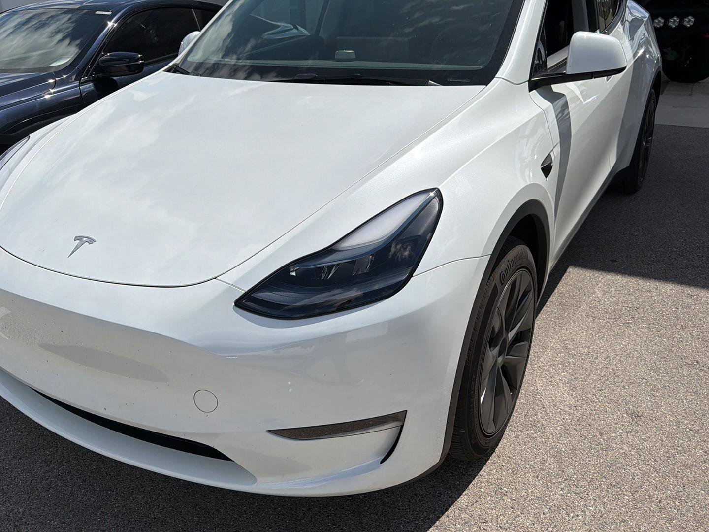 Used 2025 Tesla Model Y Long Range AWD/4WD image 24
