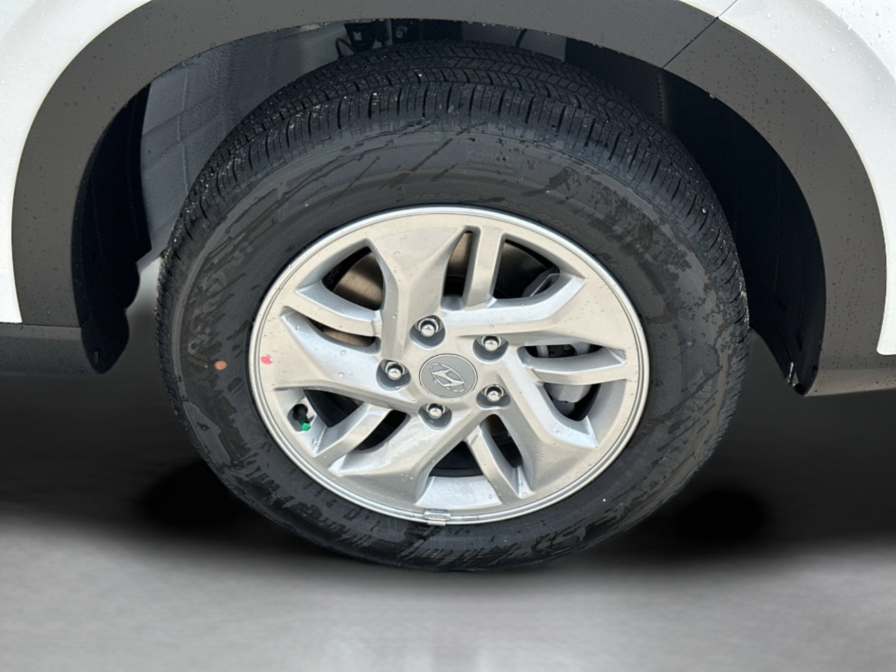 New 2026 Hyundai Venue SE FWD image 31