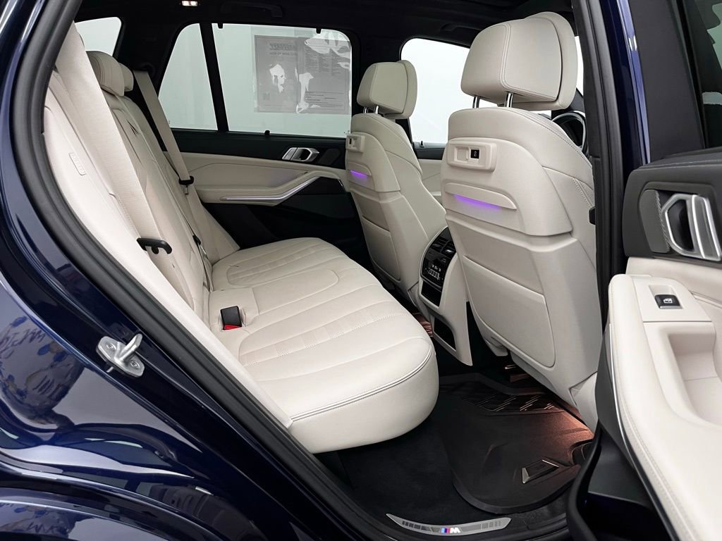 Used 2022 BMW X5 M50i w/ Executive Package image 37