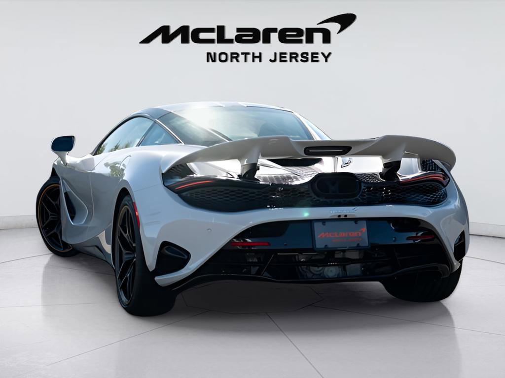 New 2026 McLaren 750S image 13