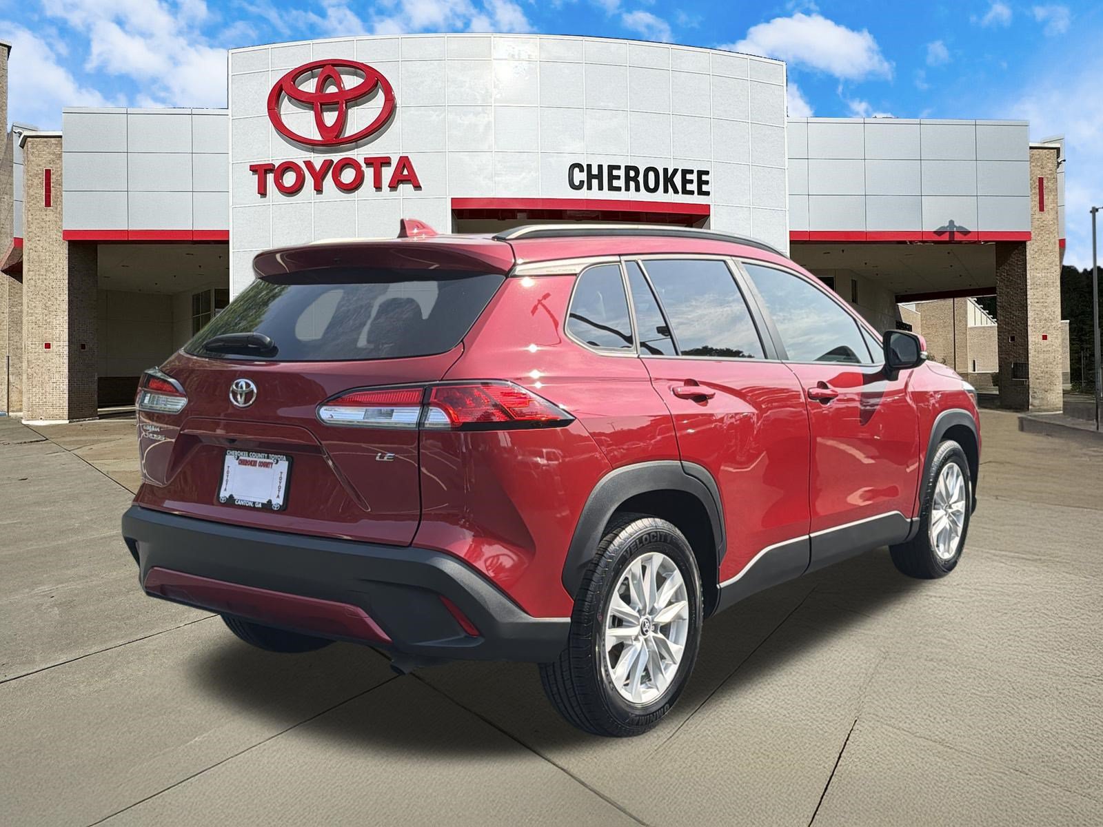 Used 2022 Toyota Corolla Cross LE w/ Moonroof Package FWD image 5