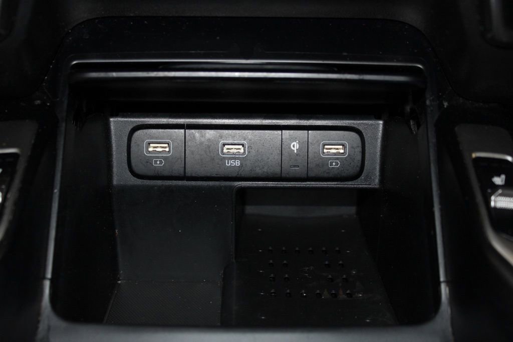 Used 2023 Kia Sorento S w/ Panoramic Sunroof Package FWD image 31