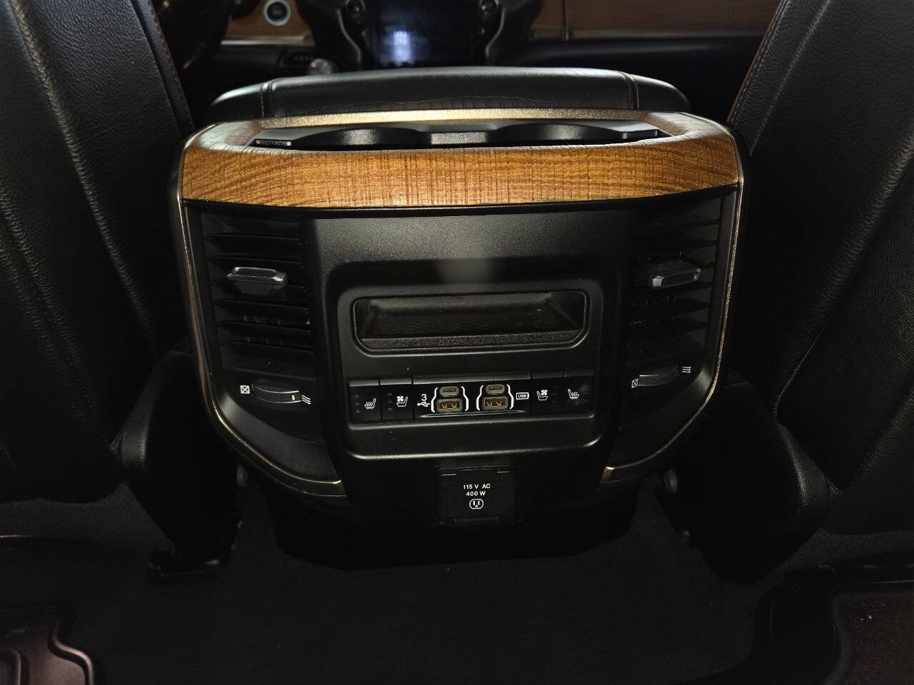 Used 2019 RAM 1500 Limited AWD/4WD image 27