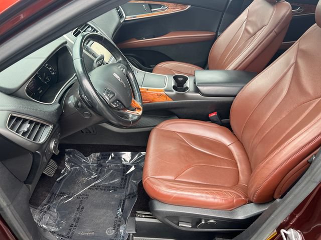 Used 2016 Lincoln MKX Reserve w/ Climate Package FWD image 11