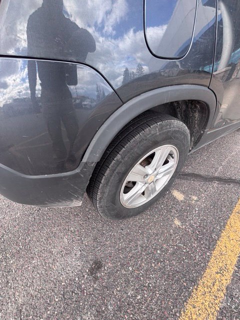 Used 2016 Chevrolet Trax LT AWD/4WD image 12