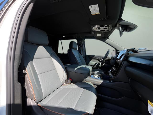 New 2026 GMC Yukon AT4 AWD/4WD image 35