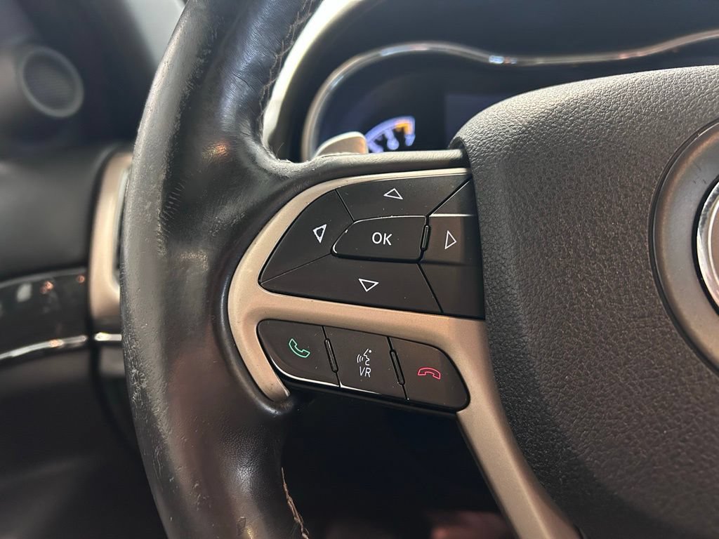 Used 2015 Jeep Grand Cherokee Overland AWD/4WD image 10
