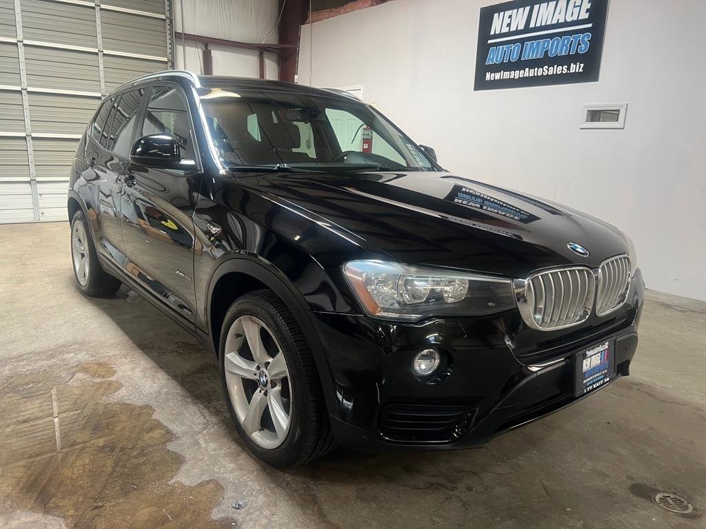 Used 2017 BMW X3 xDrive28i AWD/4WD image 4