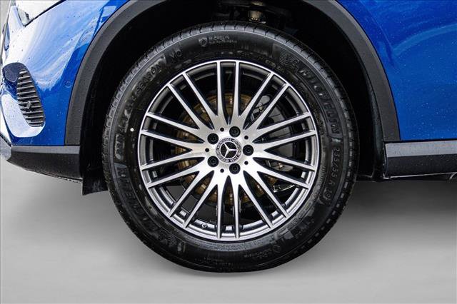 Used 2026 Mercedes-Benz GLC 300 4MATIC image 9