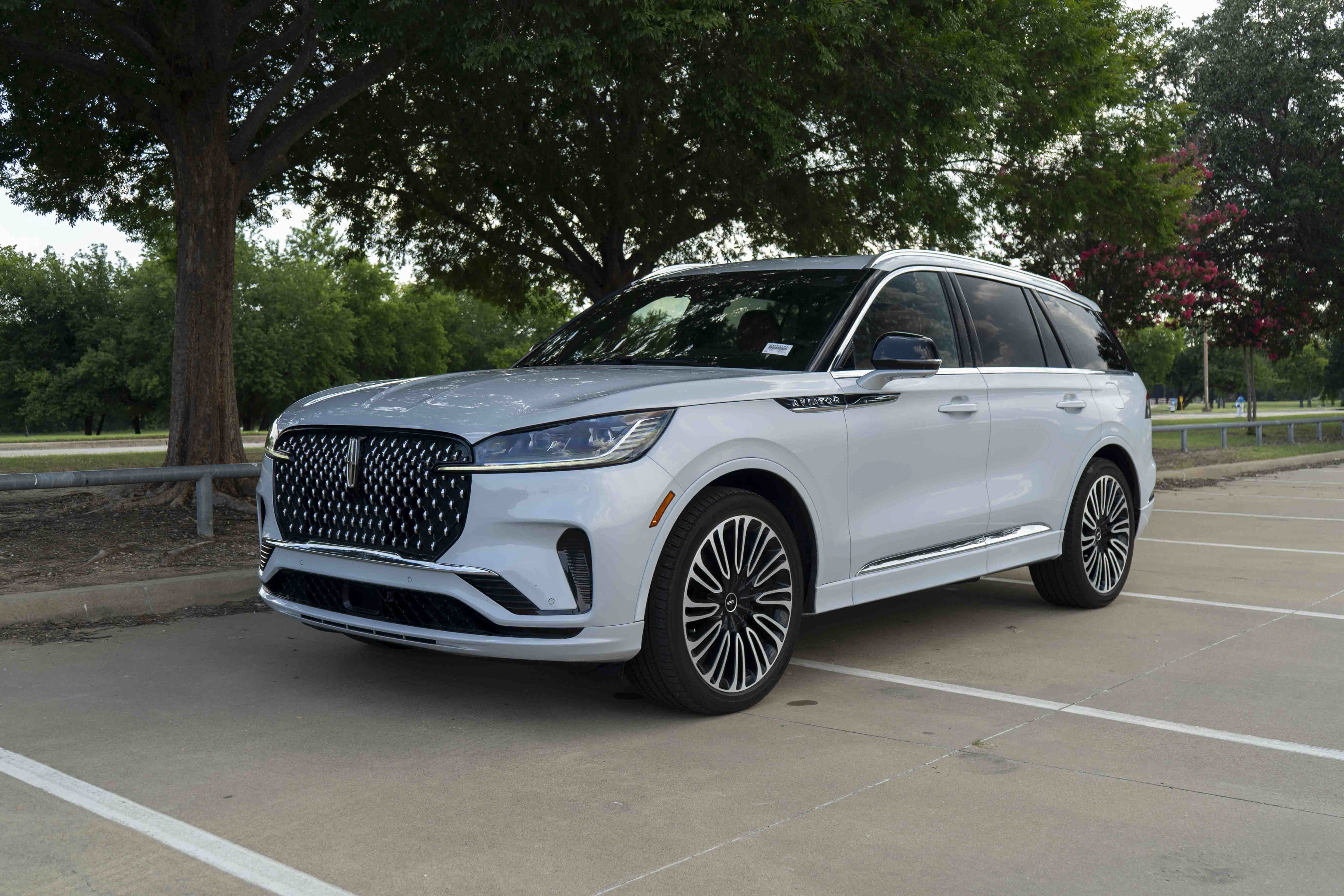 Used 2025 Lincoln Aviator Black Label AWD/4WD image 5