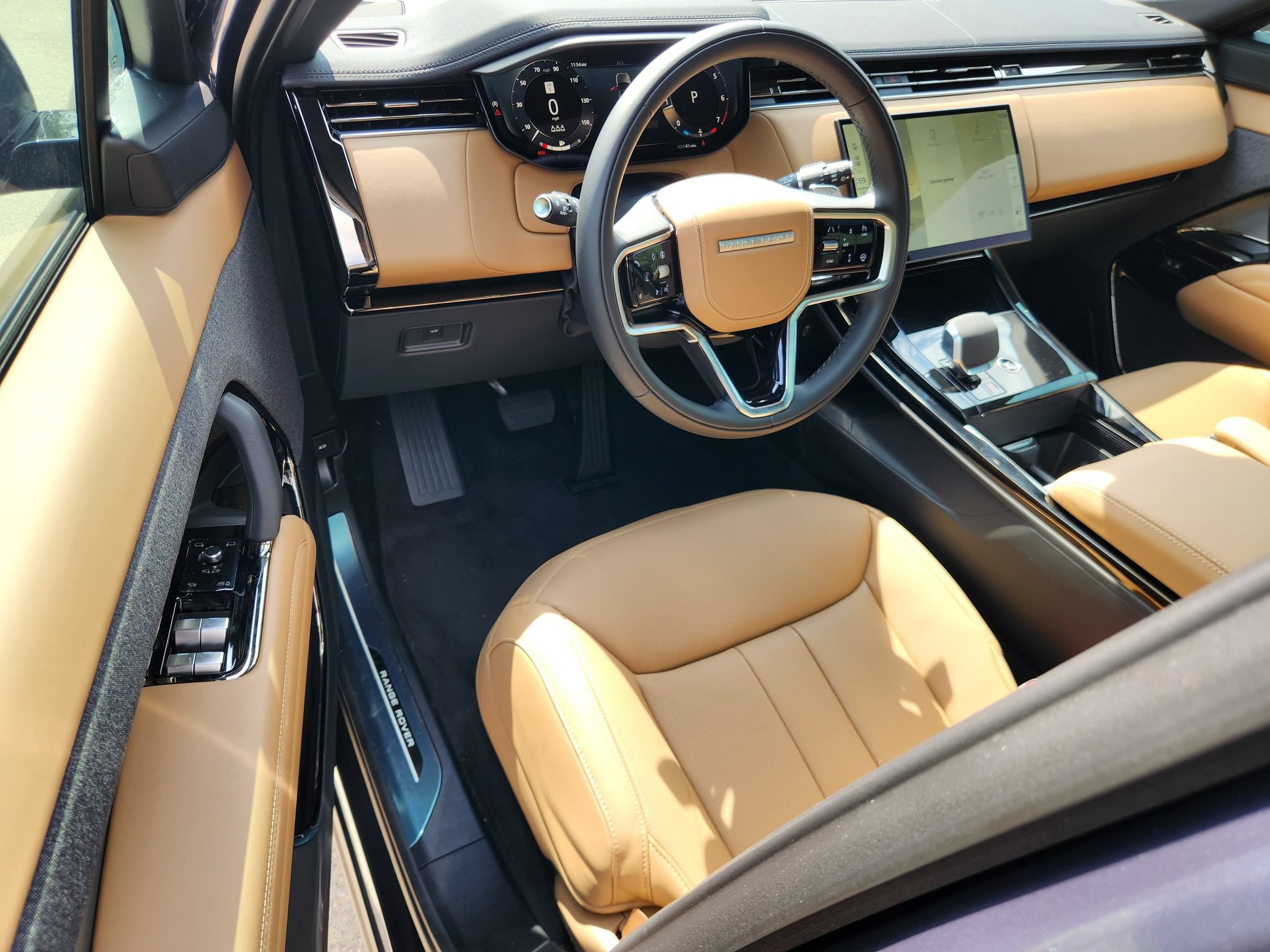 New 2026 Land Rover Range Rover Sport SE AWD/4WD image 17