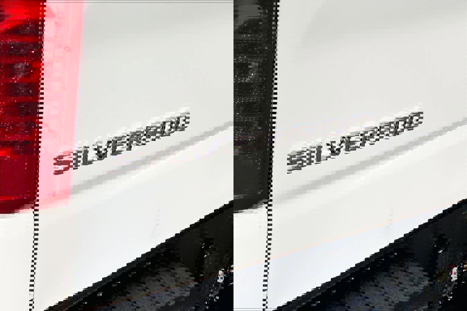 Used 2025 Chevrolet Silverado 1500 LT image 31