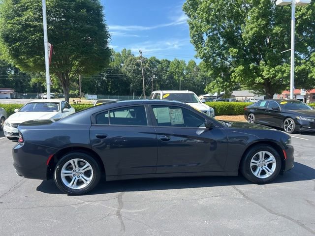 Used 2019 Dodge Charger SXT w/ Leather Interior Group RWD image 5