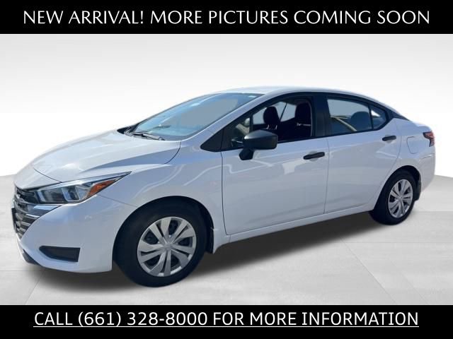 Used 2024 Nissan Versa S w/ Trunk Package