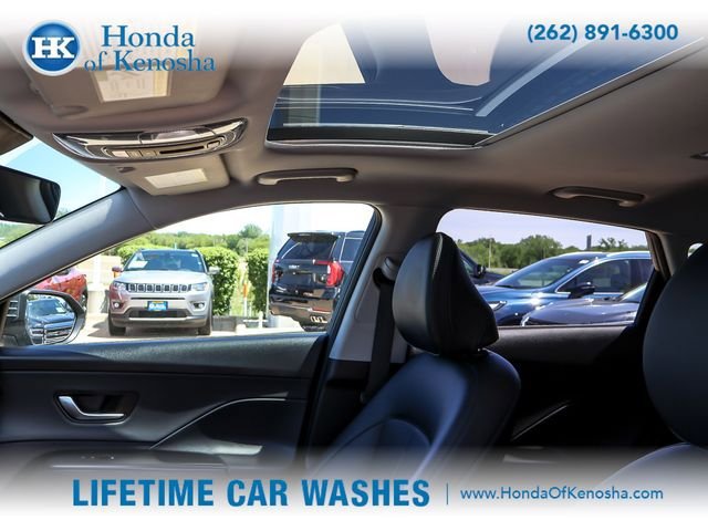 Used 2024 Hyundai Kona Limited AWD/4WD image 10
