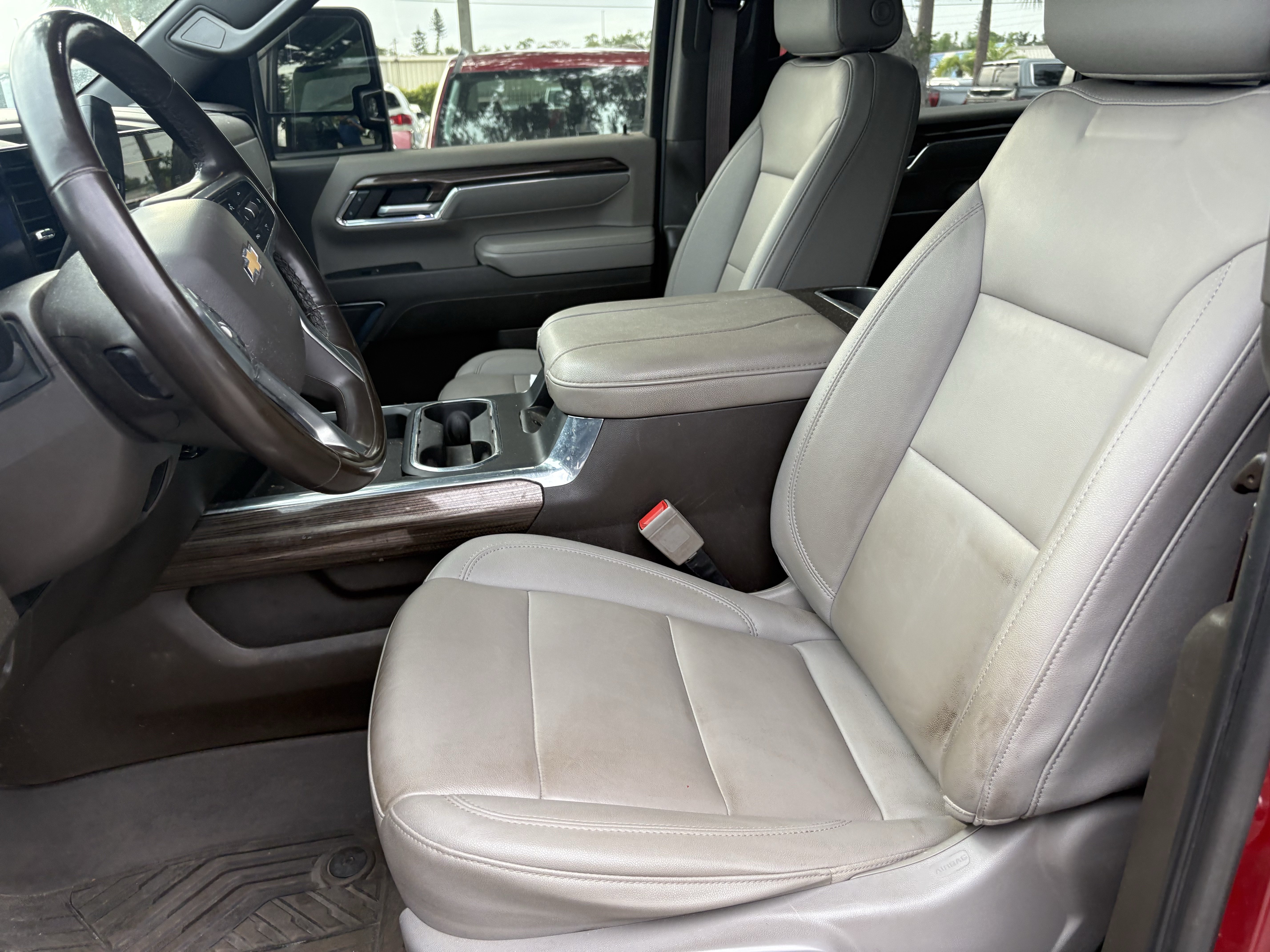 Used 2024 Chevrolet Silverado 2500 LT w/ Texas Edition AWD/4WD image 10