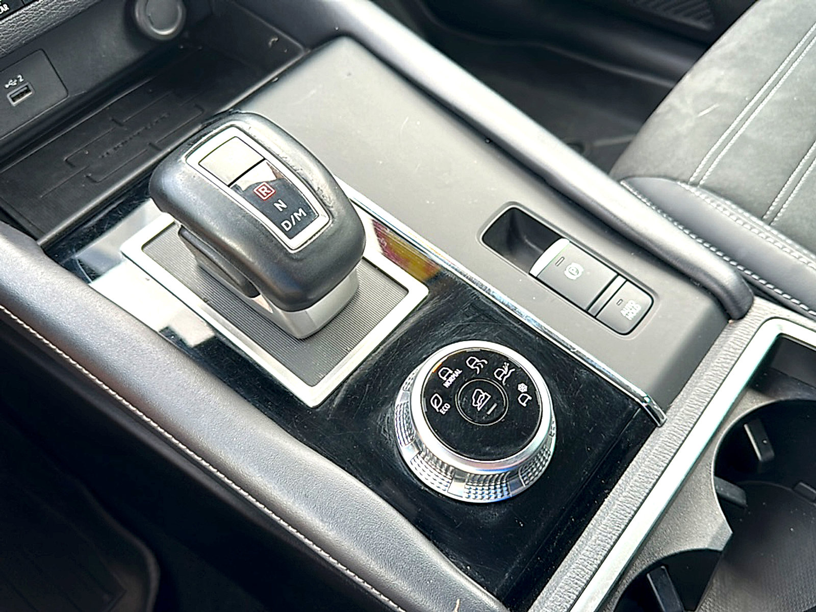 Used 2023 Mitsubishi Outlander SE FWD image 35