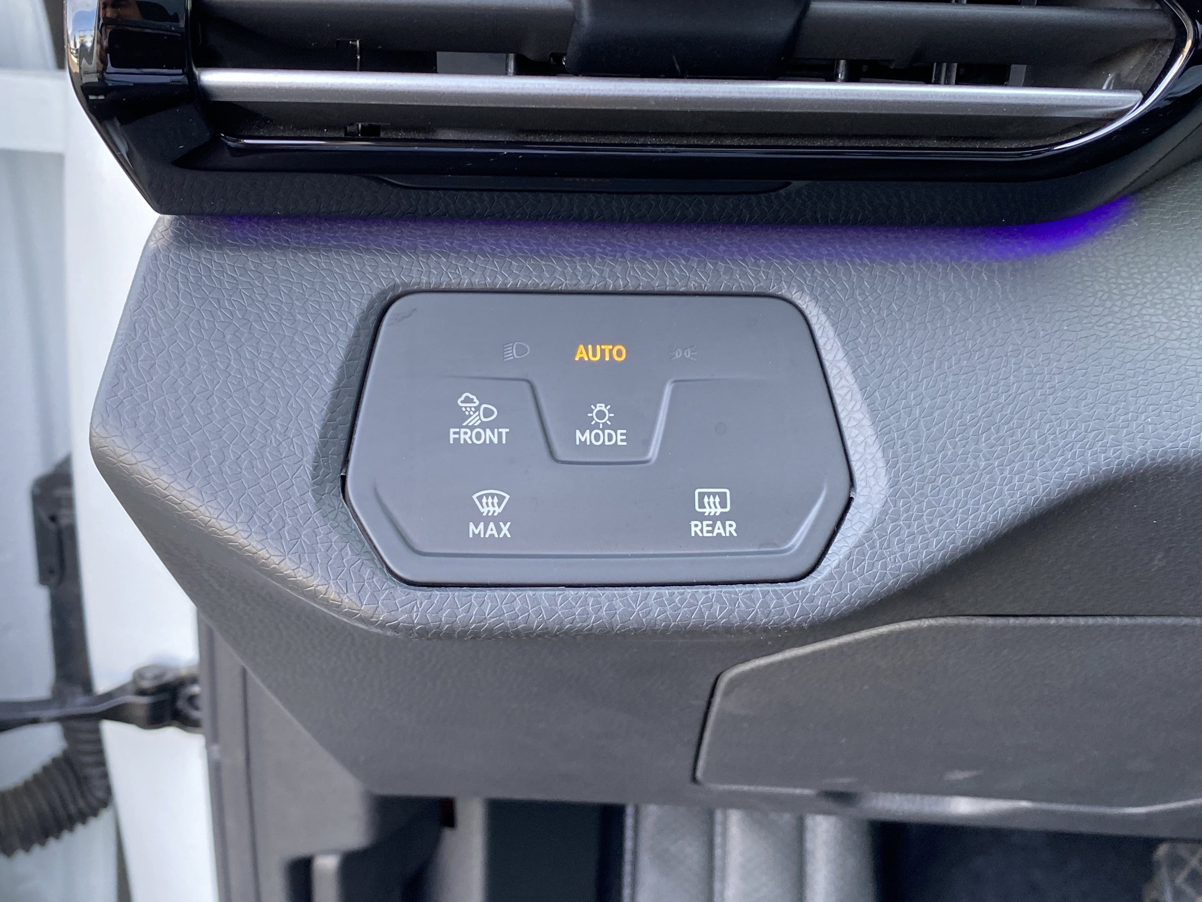 Used 2023 Volkswagen ID.4 Pro S image 20