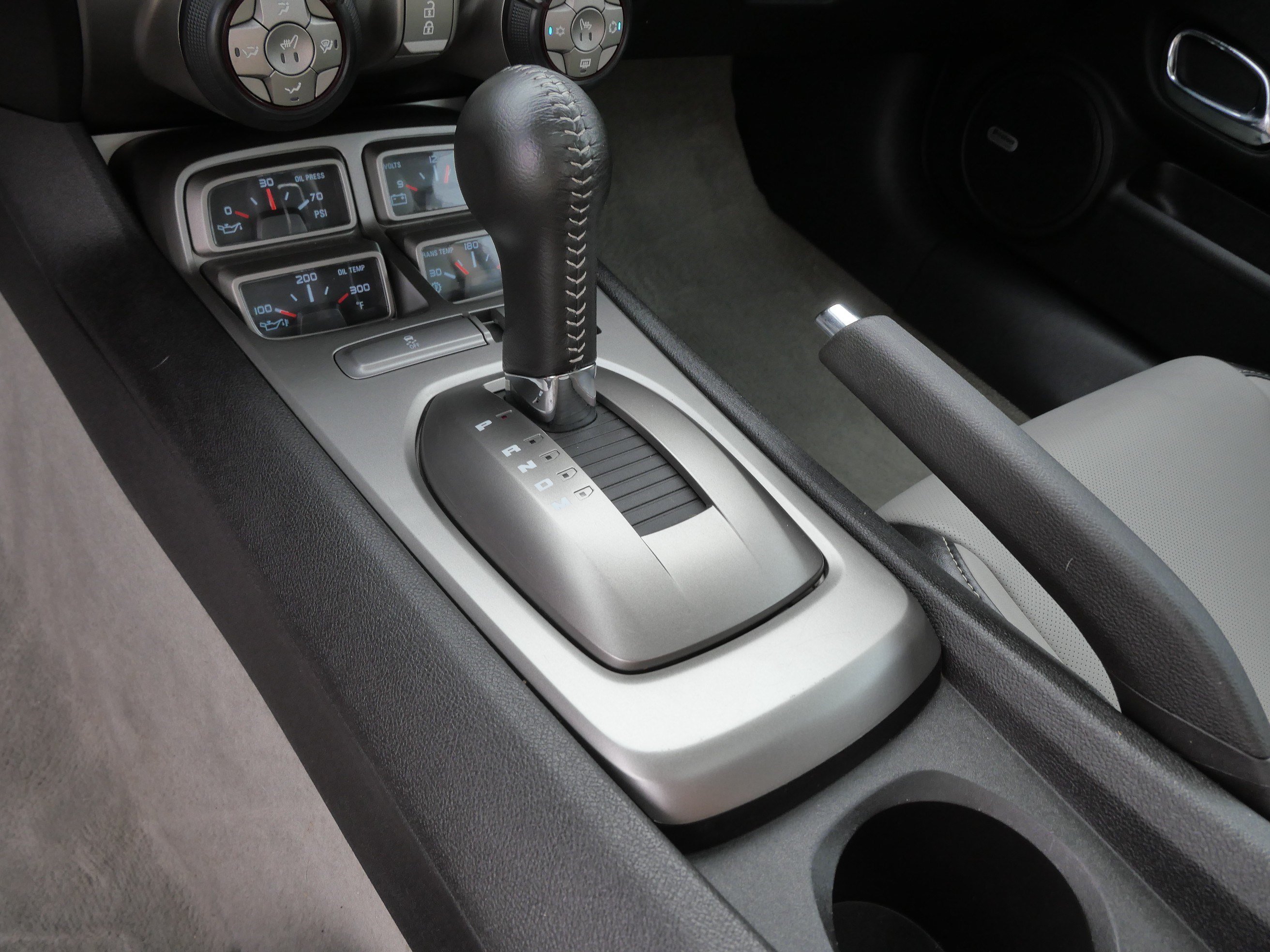 Used 2011 Chevrolet Camaro LT RWD image 24