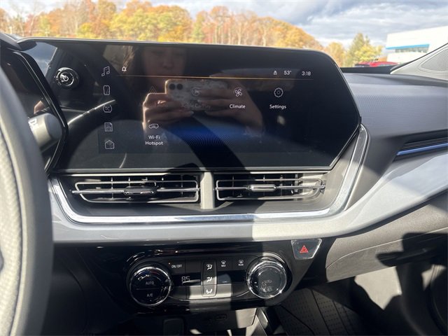 New 2026 Chevrolet Trax LT image 13