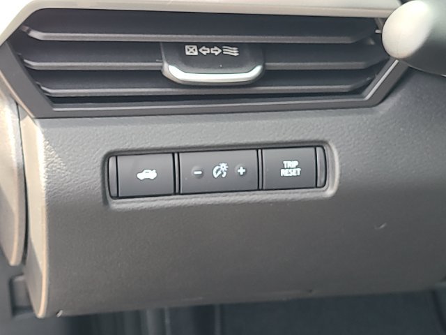 New 2026 Nissan Altima 2.5 SR AWD/4WD image 14