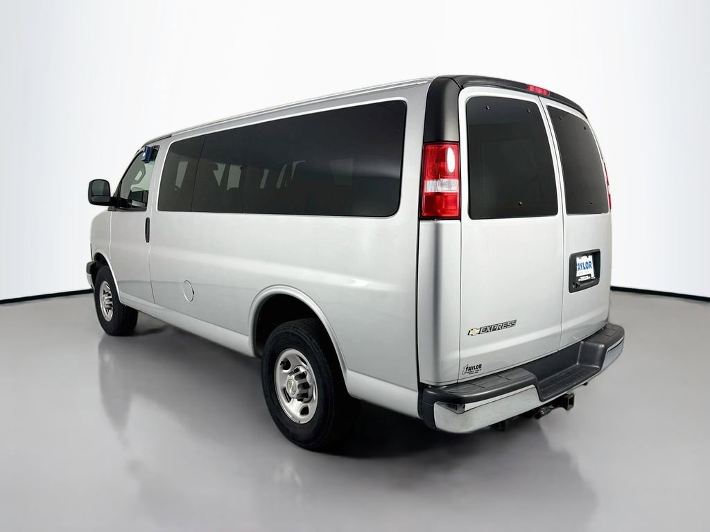 Used 2023 Chevrolet Express 2500 LS w/ Driver Convenience Package RWD image 5