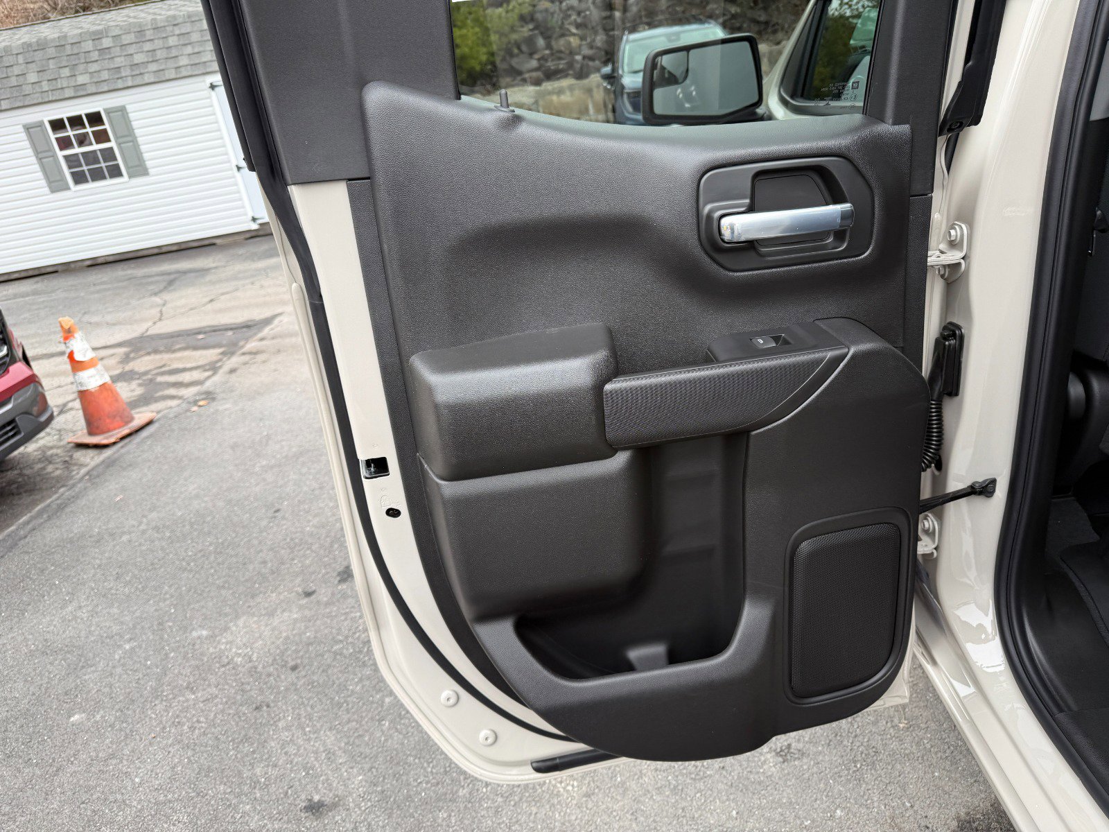 New 2026 GMC Sierra 1500 Pro w/ Graphite Edition image 17