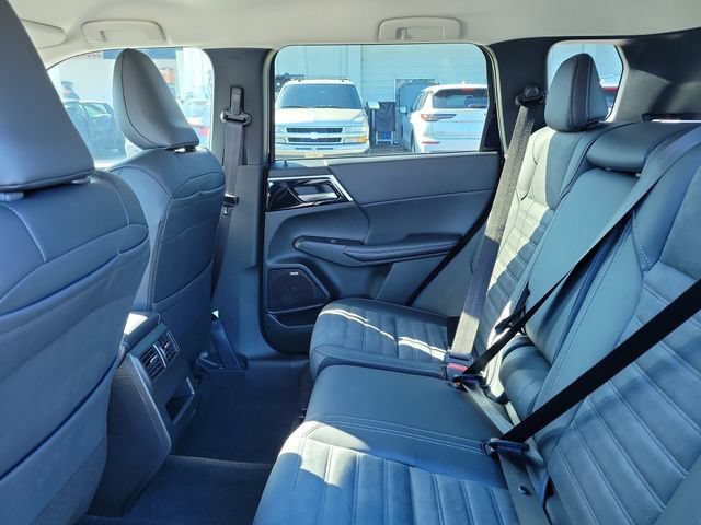 New 2026 Mitsubishi Outlander SE AWD/4WD image 14