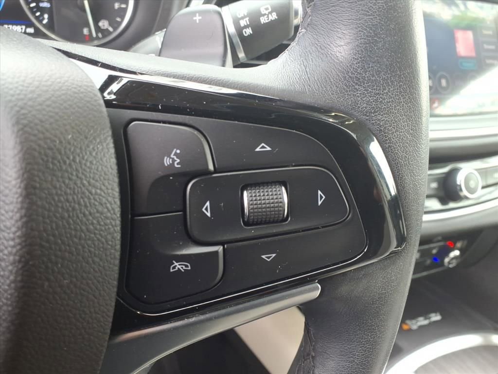 Used 2023 Buick Enclave Avenir w/ Avenir Technology Package image 22