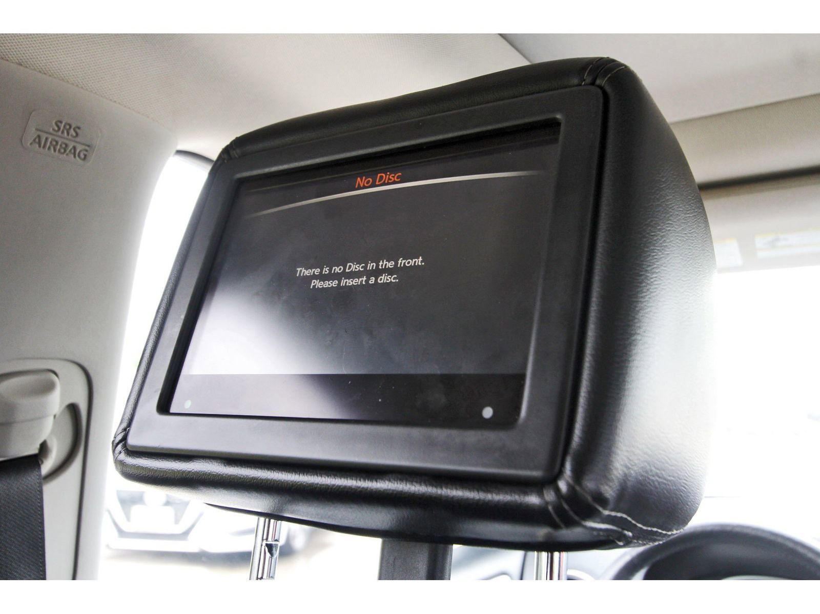 Used 2019 Nissan Pathfinder Platinum FWD image 16