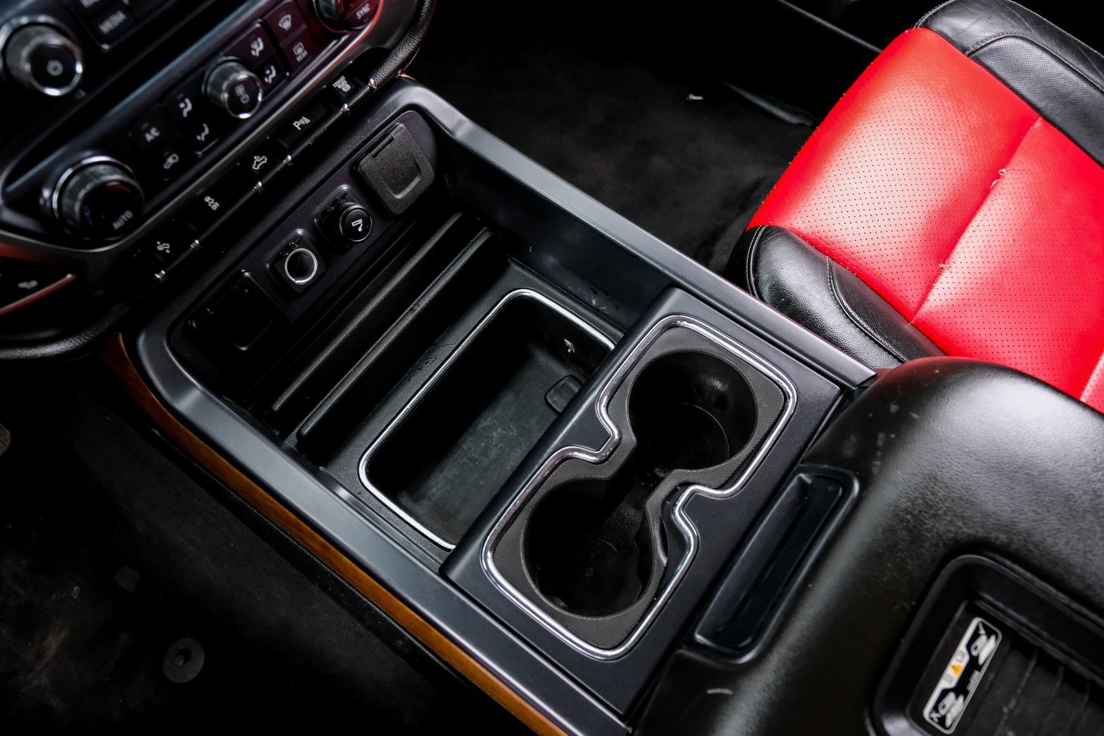 Used 2019 Chevrolet Silverado 3500 LTZ w/ Duramax Plus Package image 21