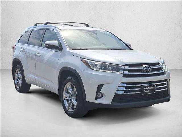 Used 2019 Toyota Highlander Limited AWD/4WD image 3