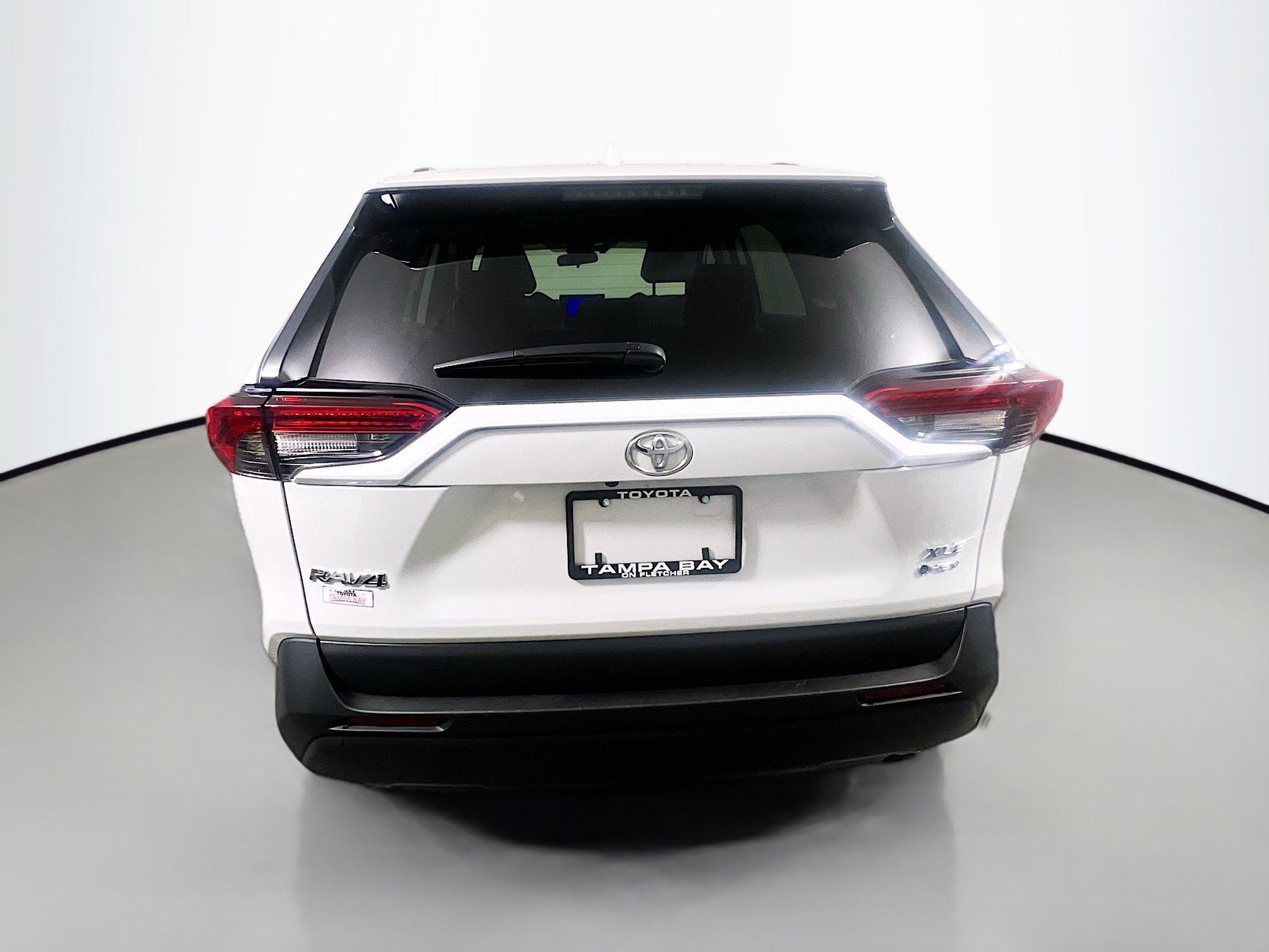 Used 2025 Toyota RAV4 XLE Premium w/ Weather Package AWD/4WD image 6