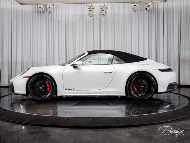 Used 2026 Porsche 911 GTS image 8