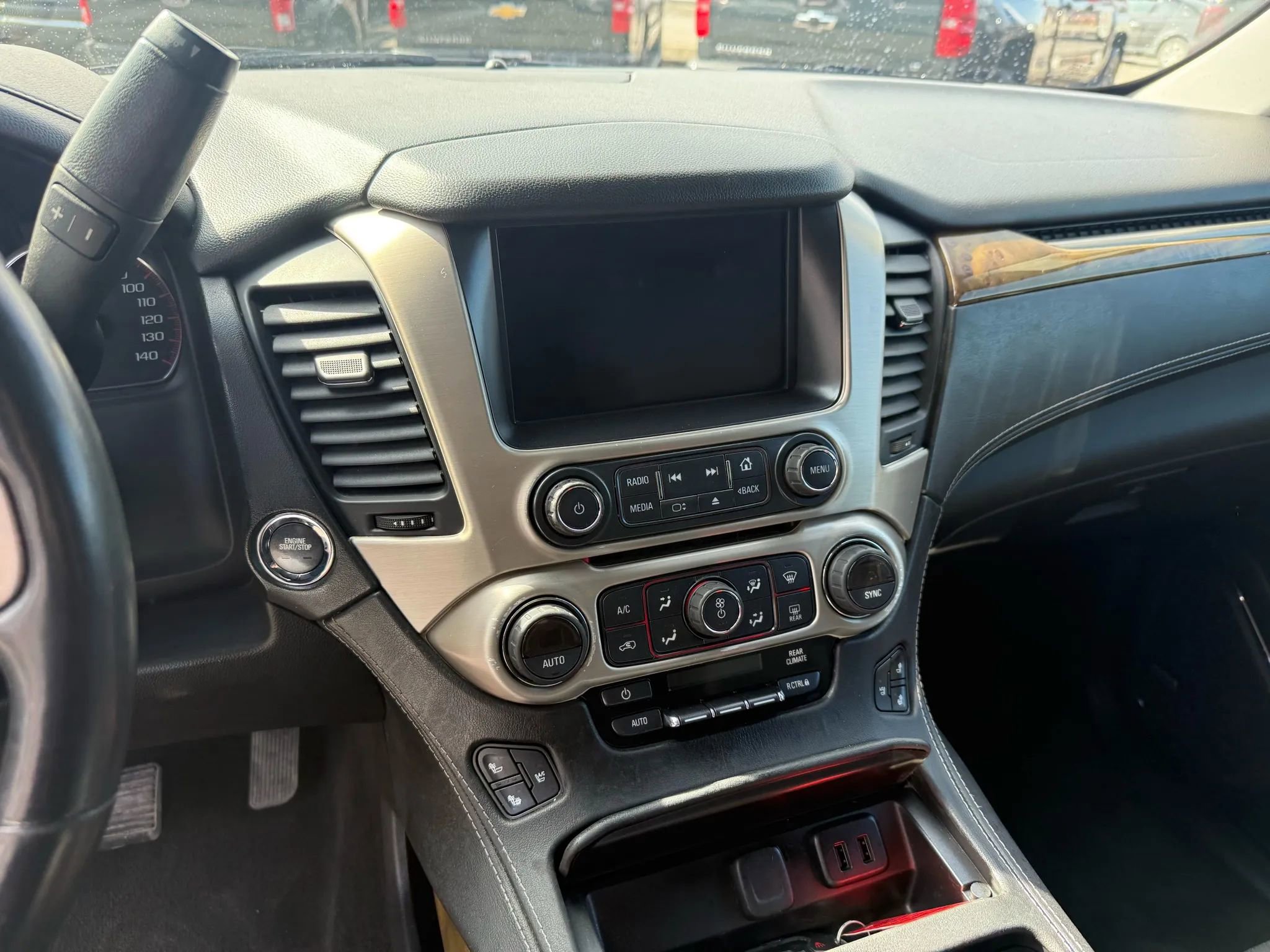 Used 2016 GMC Yukon Denali w/ Open Road Package image 22