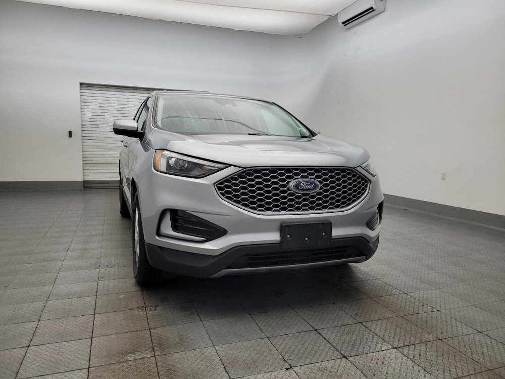 Used 2023 Ford Edge SEL image 14