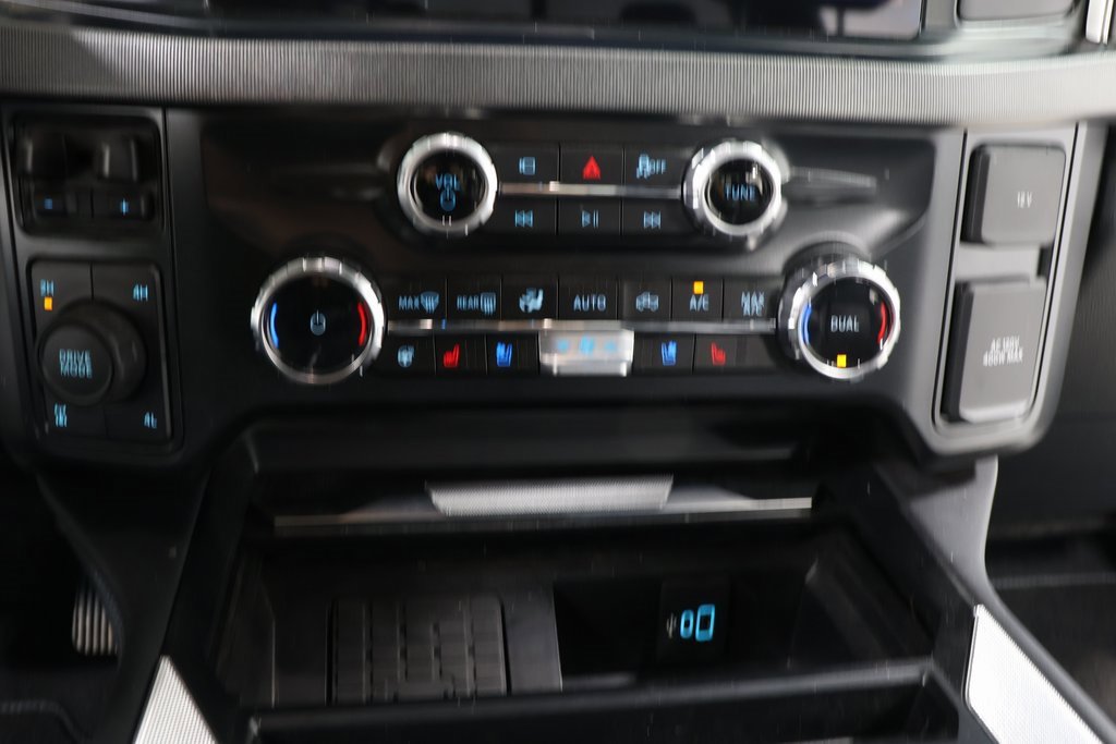 Used 2025 Ford F250 Platinum image 10
