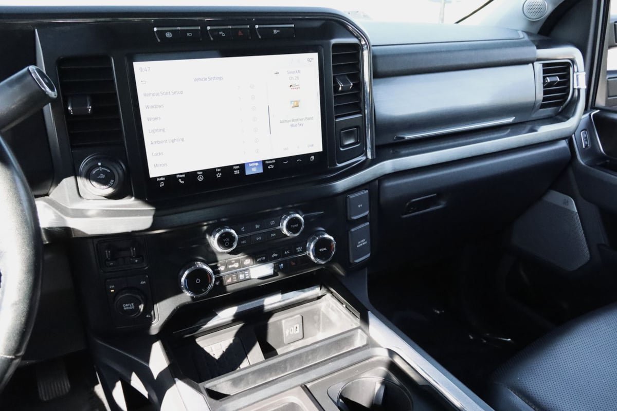 Used 2023 Ford F350 Lariat w/ Lariat Ultimate Package AWD/4WD image 48