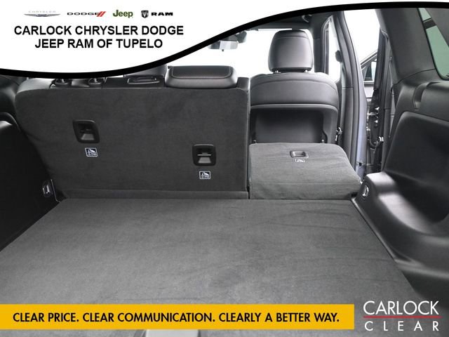 New 2025 Jeep Grand Cherokee Altitude image 39