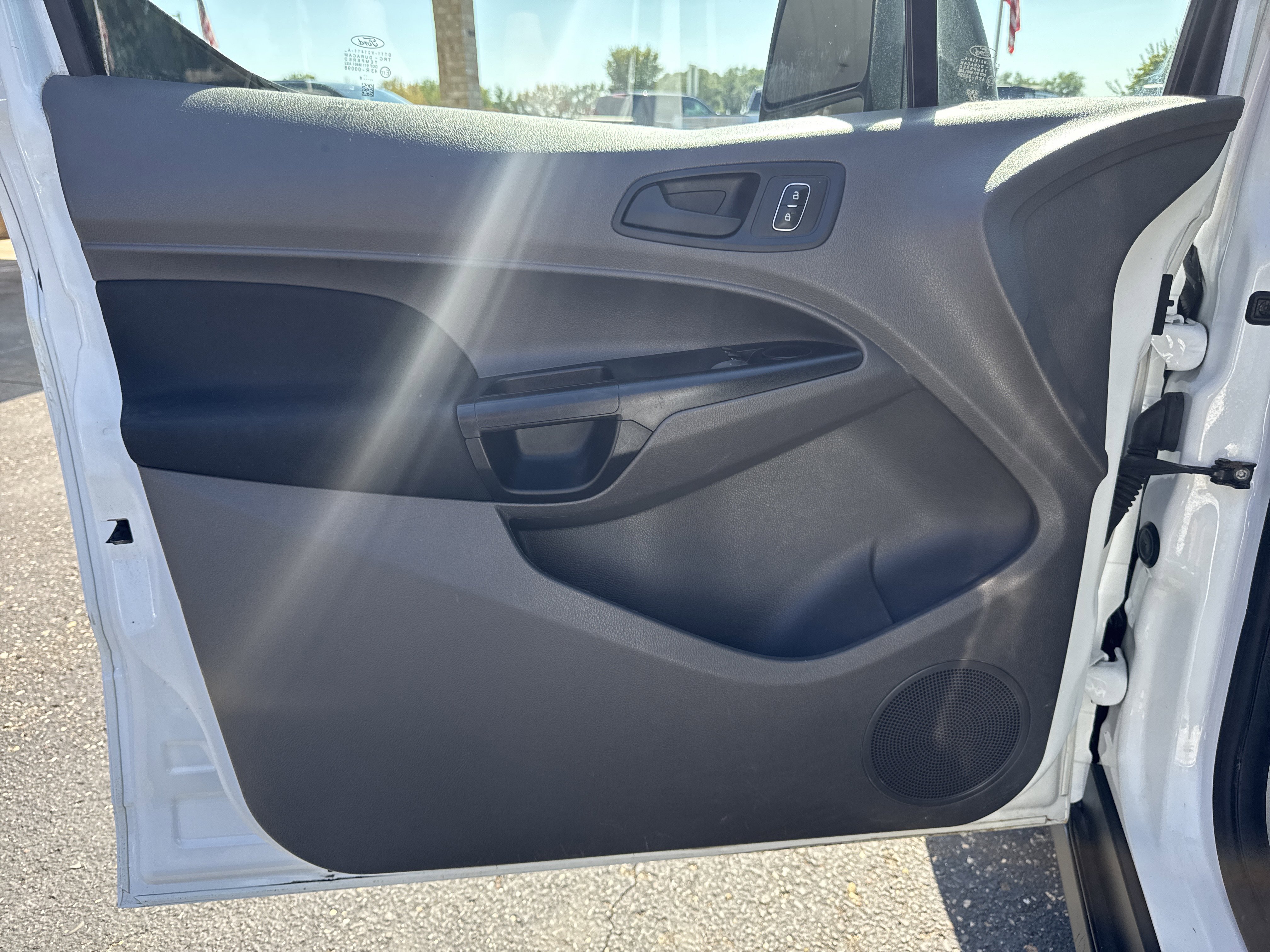 Used 2019 Ford Transit Connect XL image 13