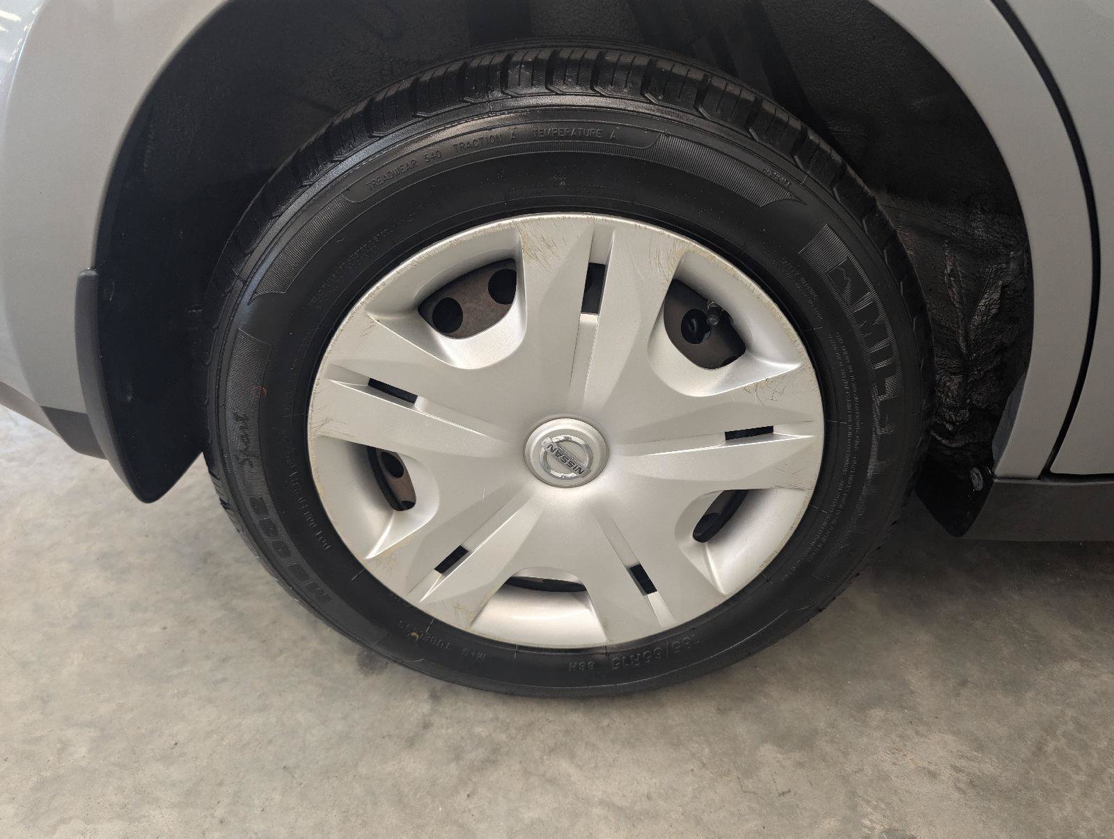 Used 2011 Nissan Versa 1.8 S w/ Plus Pkg FWD image 42
