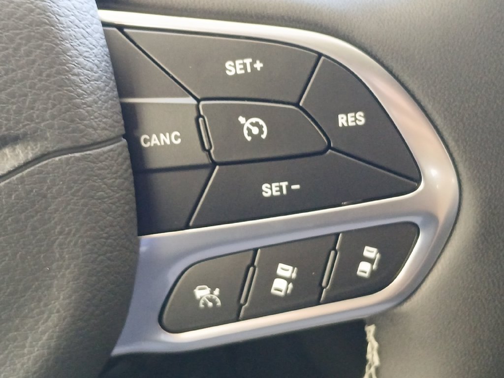 New 2027 Chrysler Pacifica LX FWD image 25