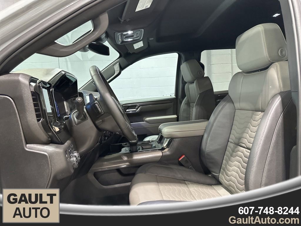 Used 2024 Chevrolet Silverado 1500 ZR2 image 13