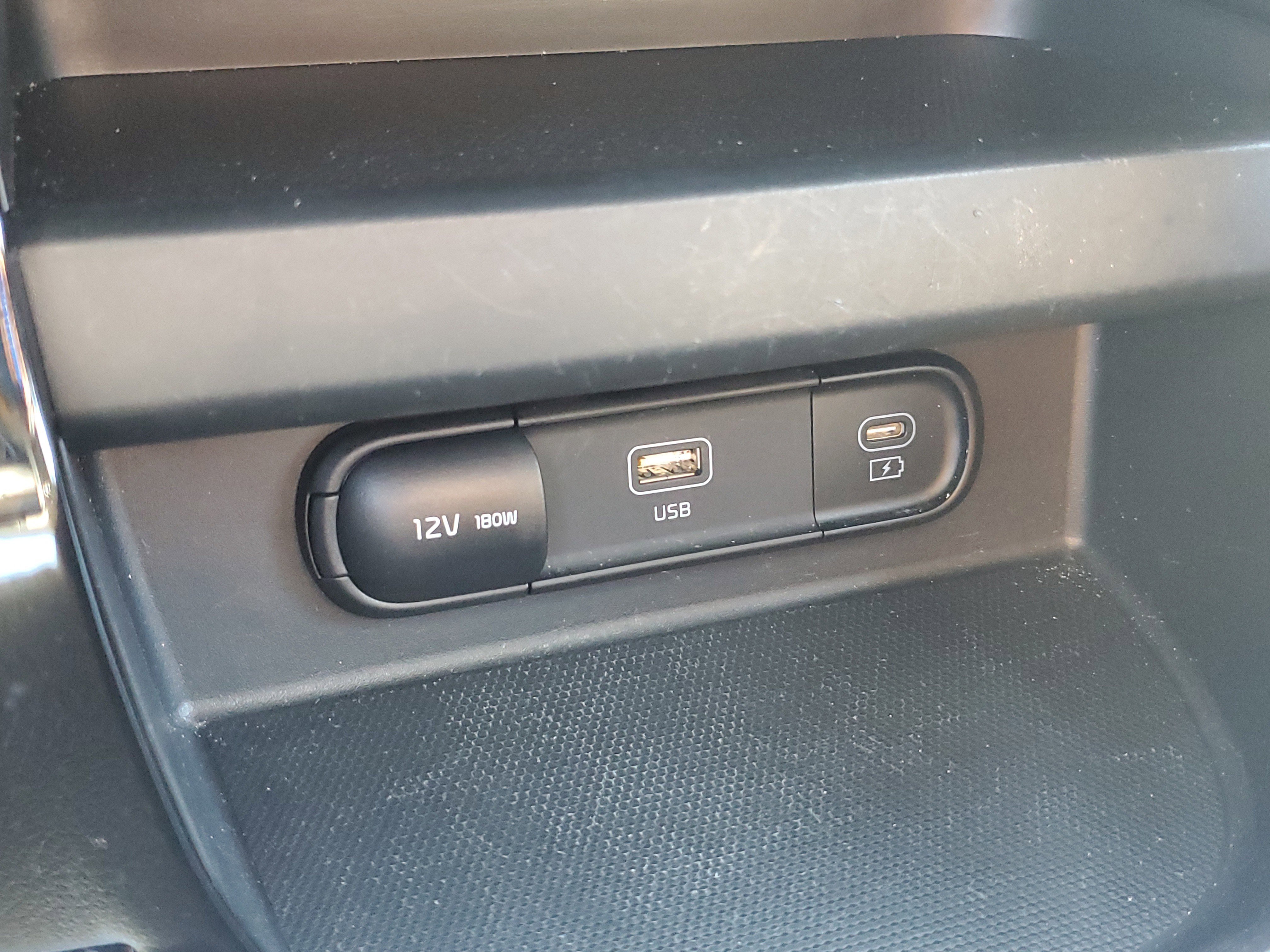 Used 2025 Kia Seltos S FWD image 22