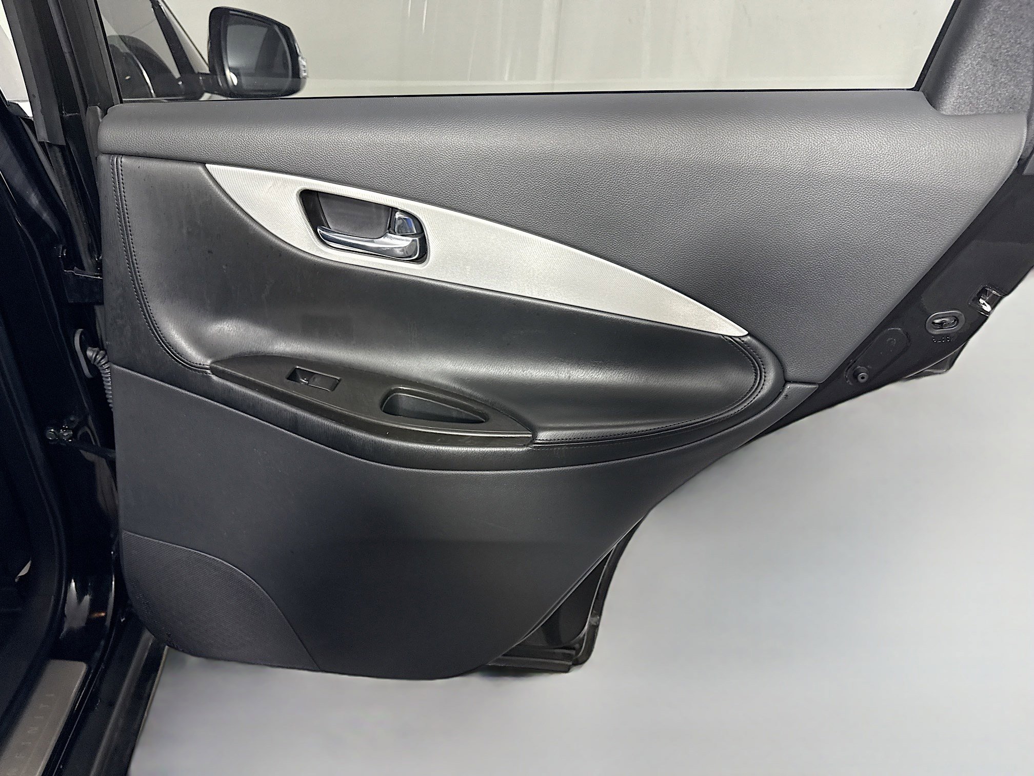 Used 2017 INFINITI QX50 2WD image 28